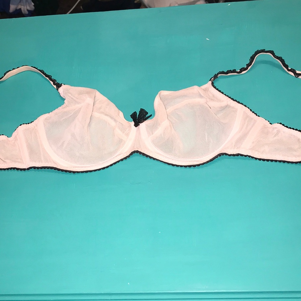 VS bra